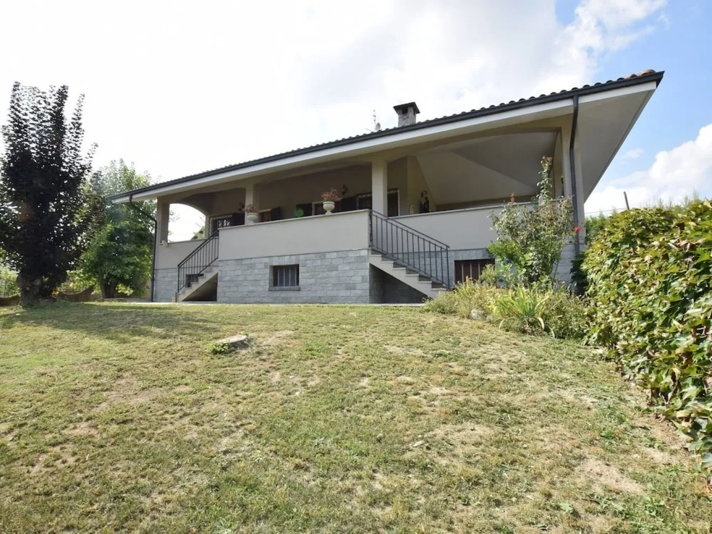 Charming Holiday Home in Agliano Terme With Private Pool