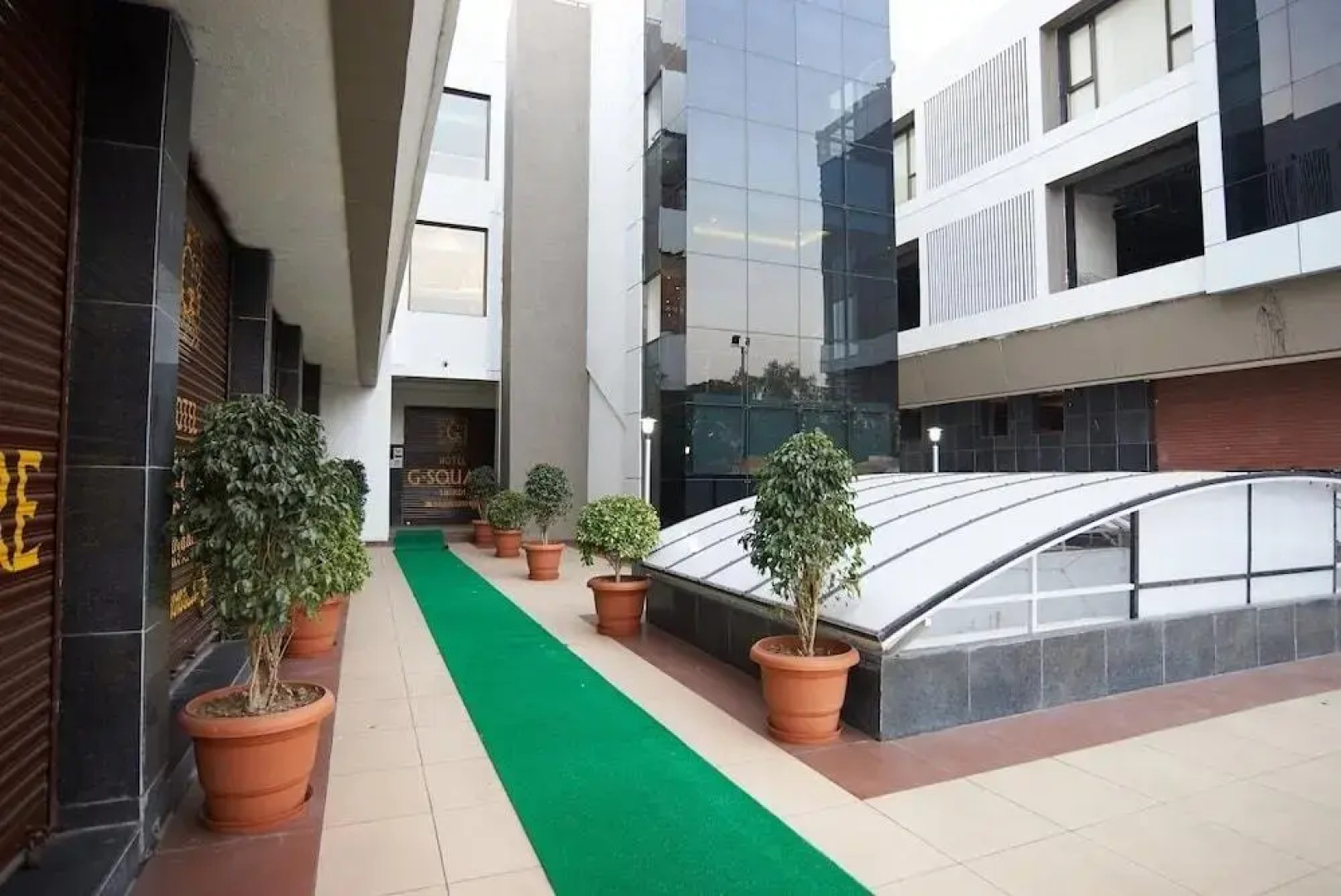 Hotel Shree Sai Dhan, Shirdi