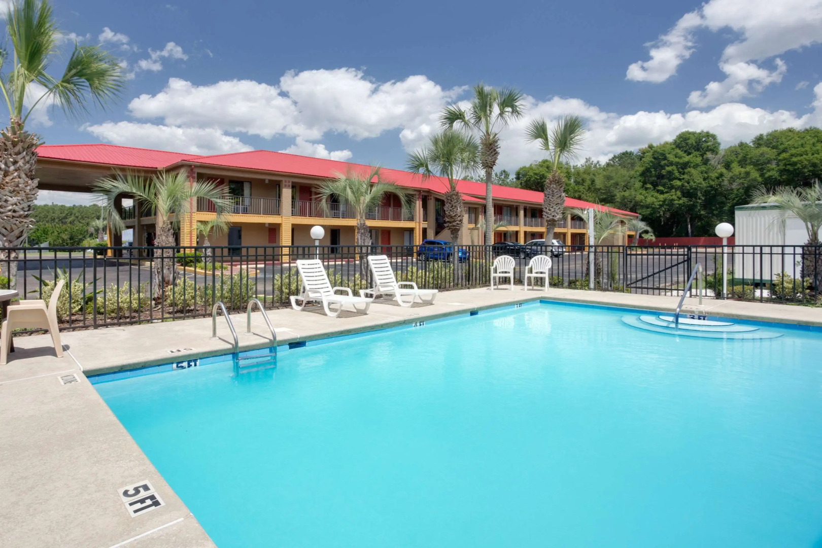 Super 8 by Wyndham Defuniak Springs