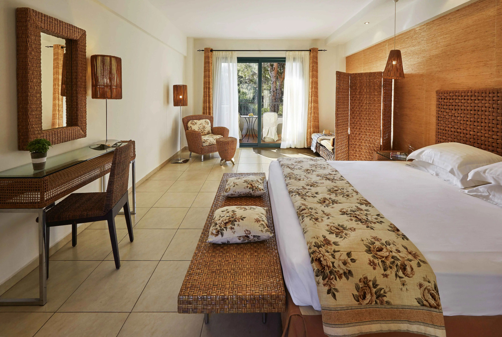 Ilio Mare Resort Hotel