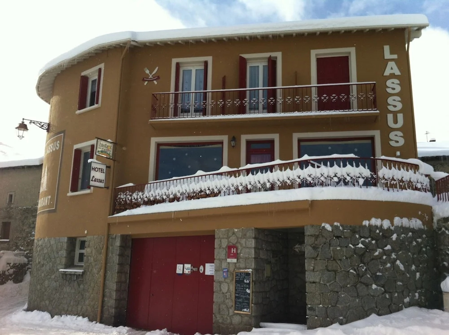 Hôtel Restaurant Le Lassus