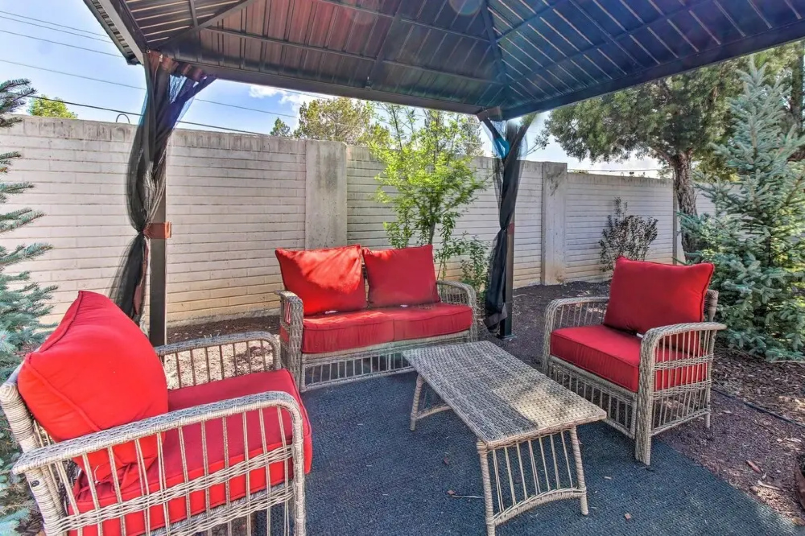 Stylish Show Low Hideaway w/ Patio + Gazebo!