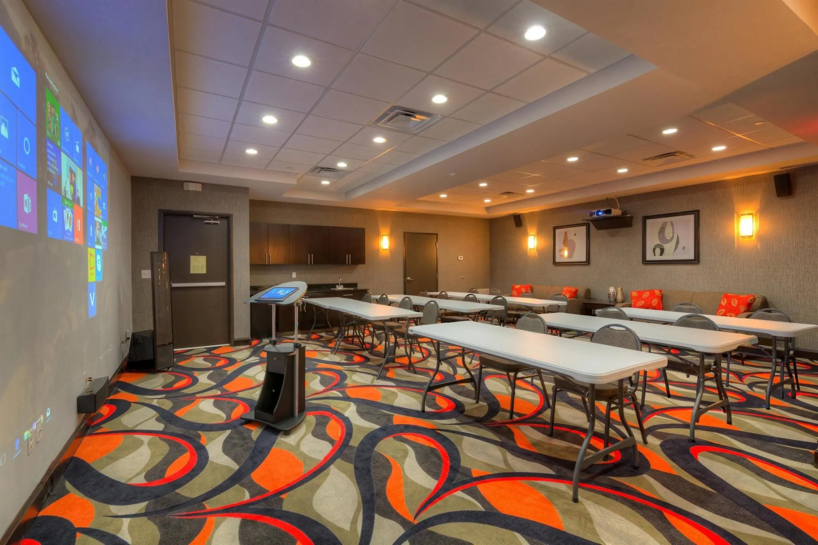 Best Western Plus Coweta's 1st Hotel