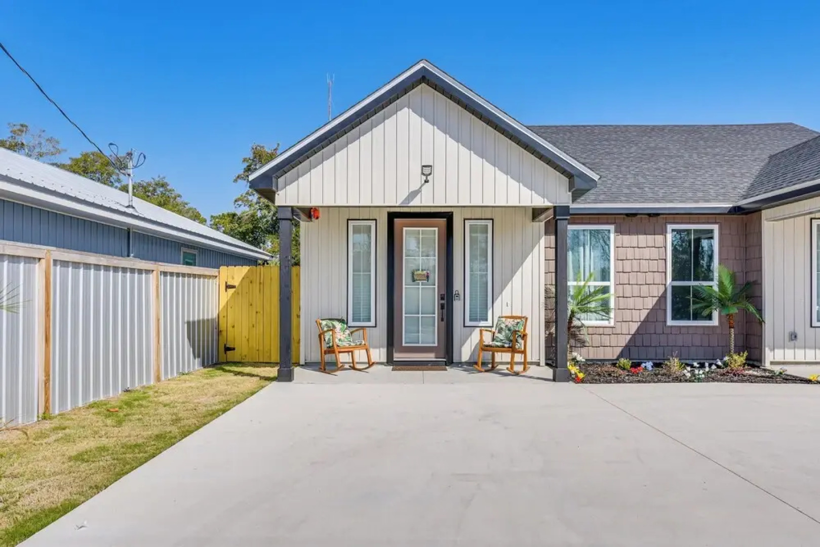 2 Mi to Gulf: Home w/ Sauna, Garden in Panama City