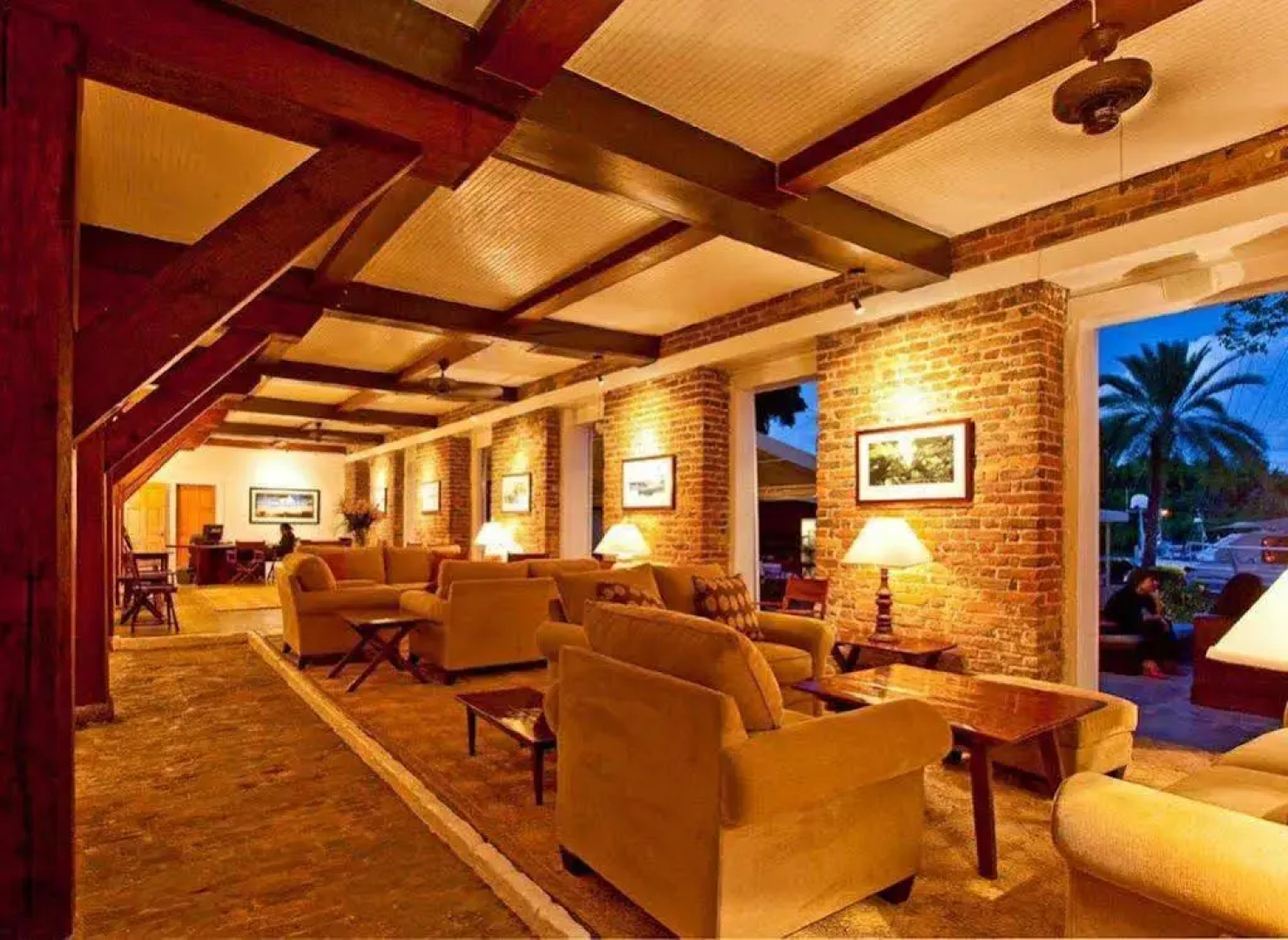 Admiral's Inn and Gunpowder Suites