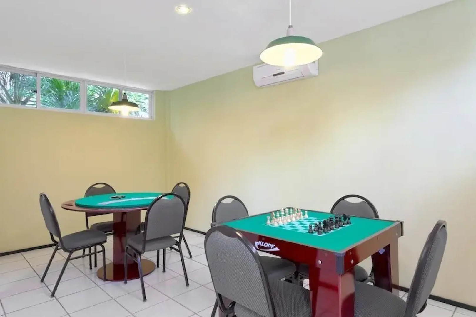 Apartamento no Condomínio Lençois Flat - 201 bloco Atins