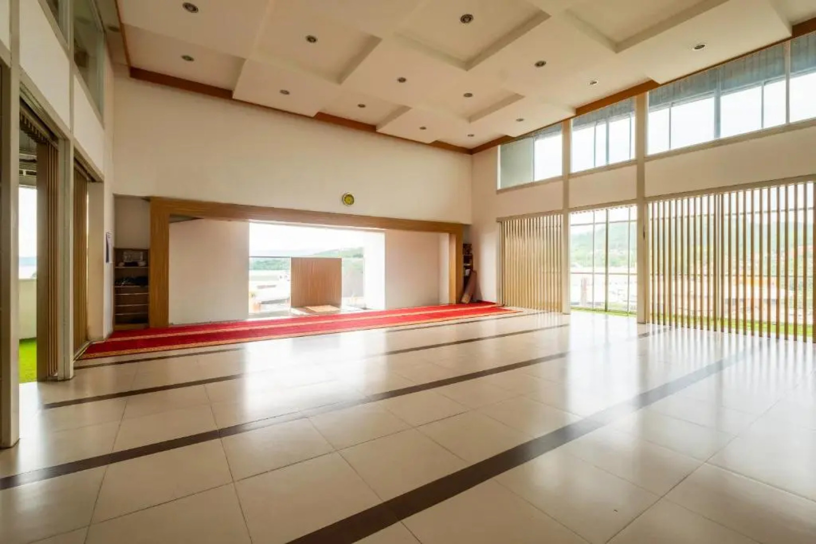 Capital O 1973 Guest House Toserba Selamat Syariah Pelabuhan Ratu