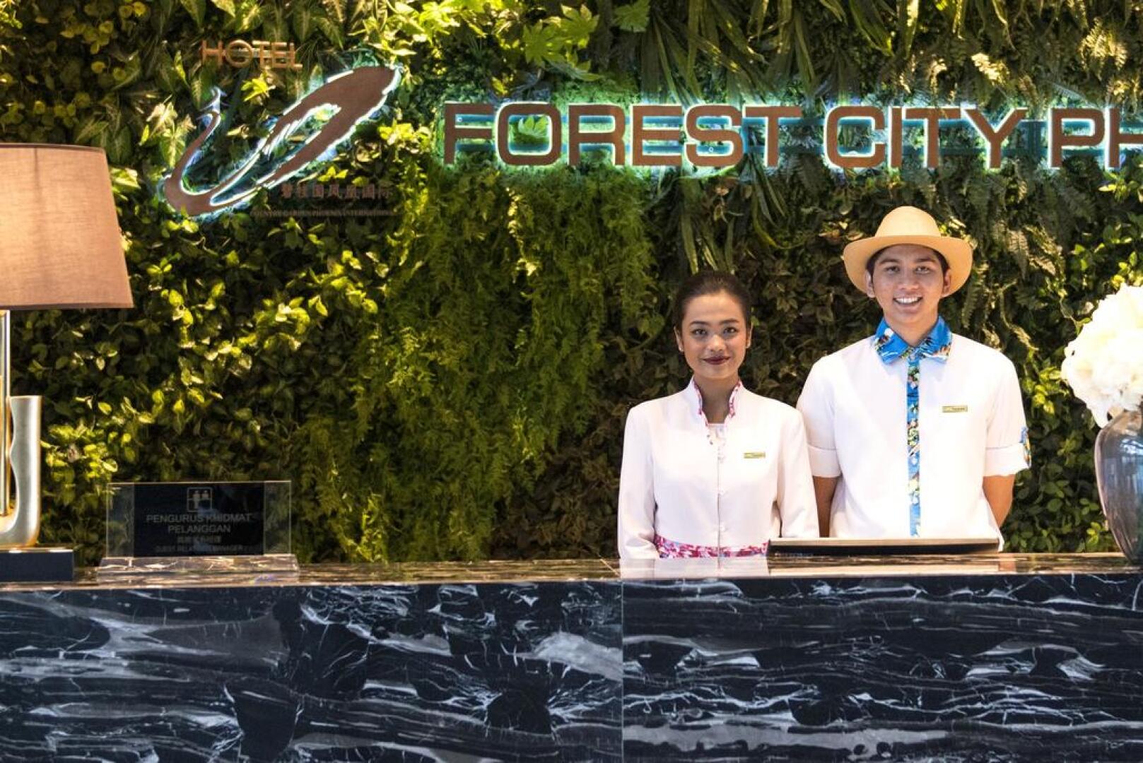 Forest City Marina Hotel