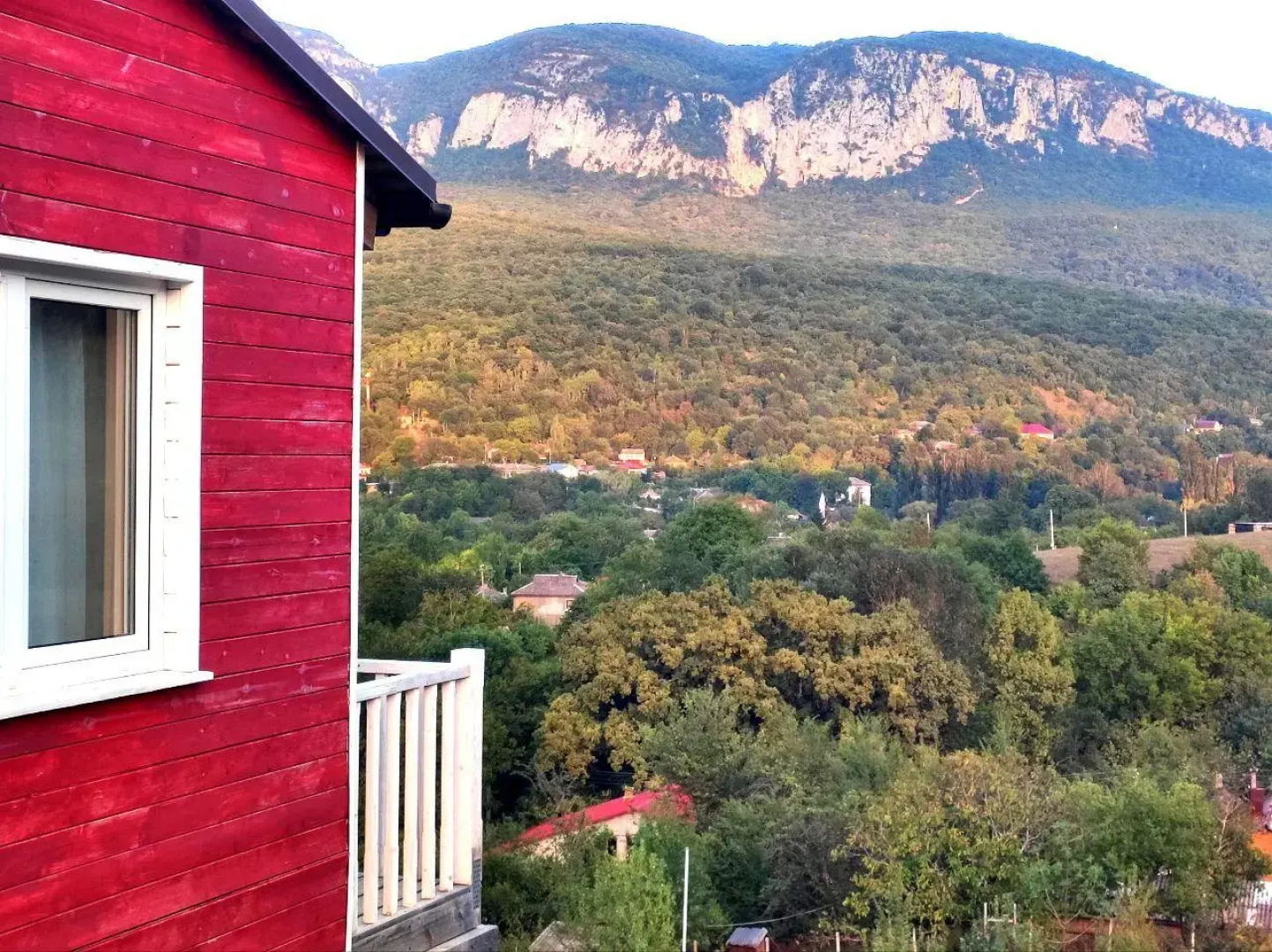 Дом с видом на горы