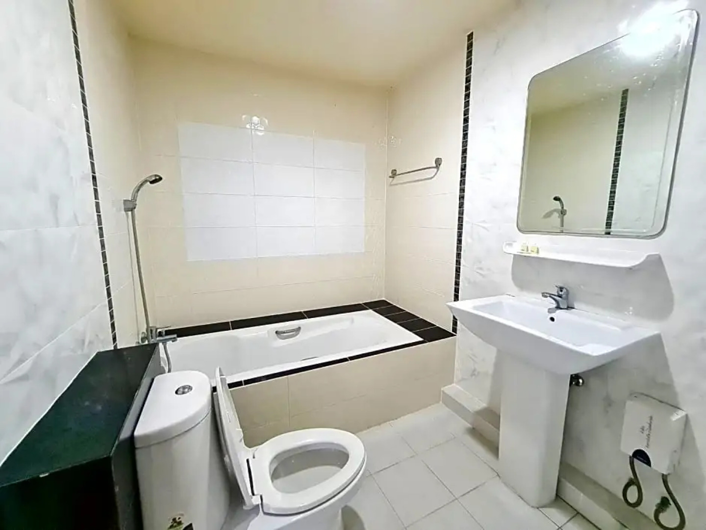 โรงแรม ชาโตว์วิสต้า