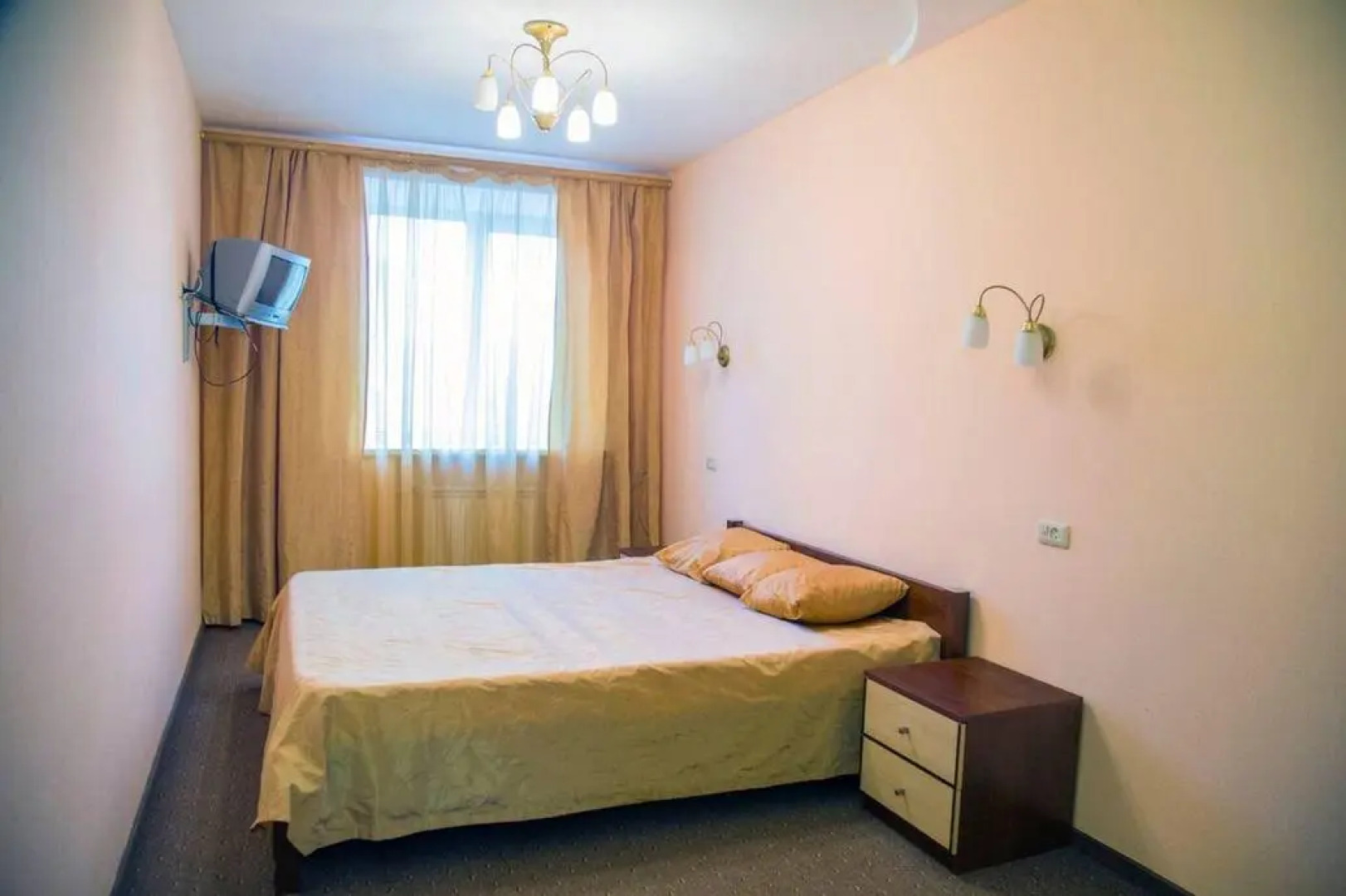 ABC Apartmens (ЭйБиСи Апартментс) на улице Перенсона