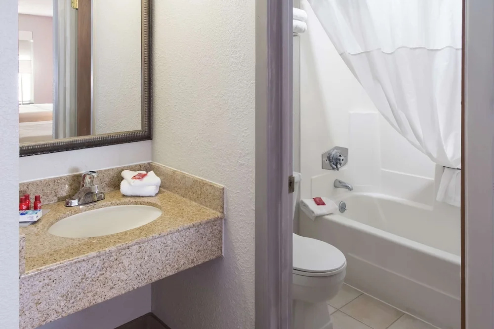 Red Lion Inn & Suites Hershey