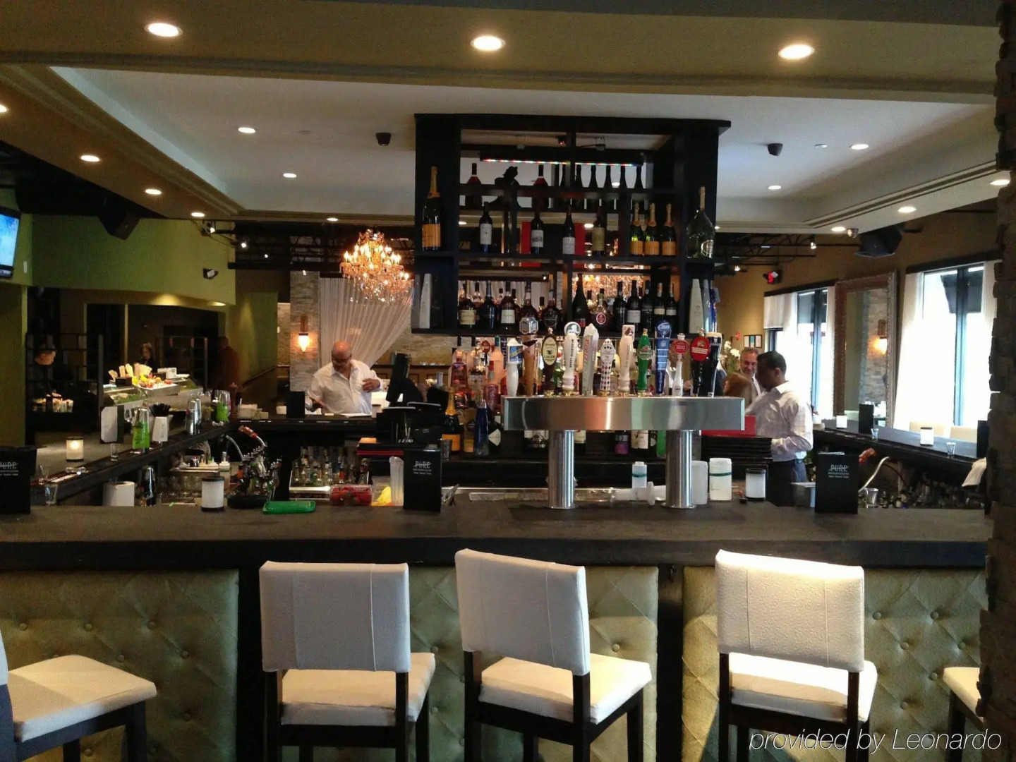 Holiday Inn & Suites Parsippany Fairfield by IHG