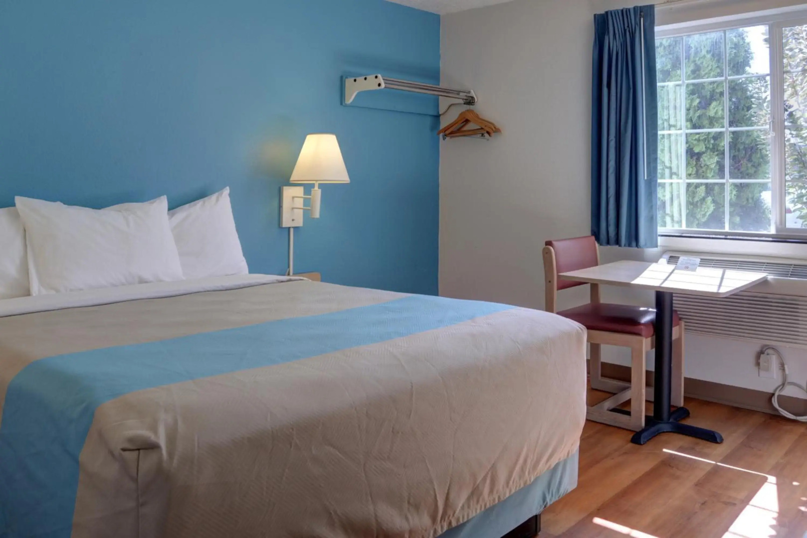 Motel 6 The Dalles, OR