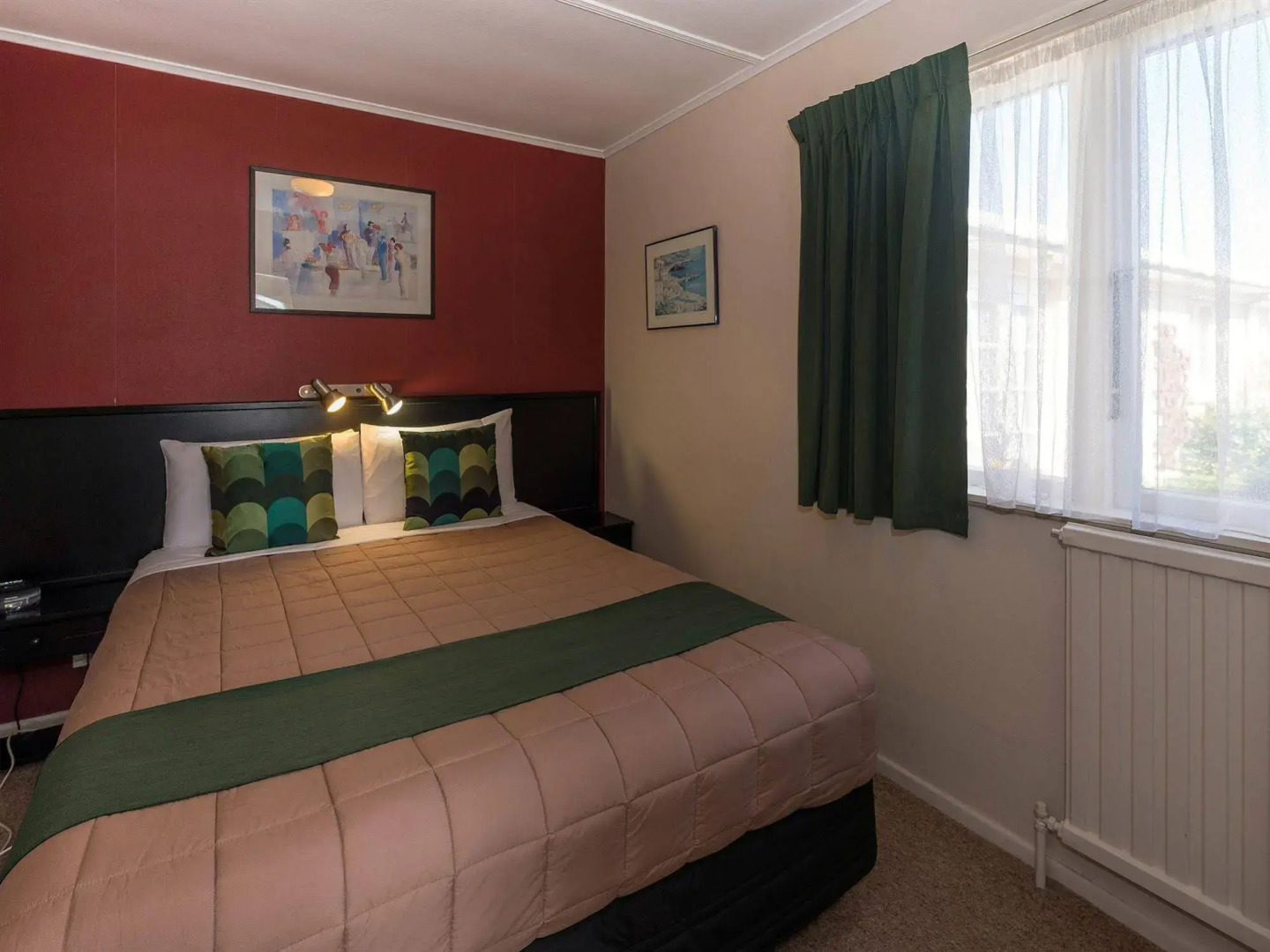 MALFROY motor lodge Rotorua - Accommodation and Mineral Pool