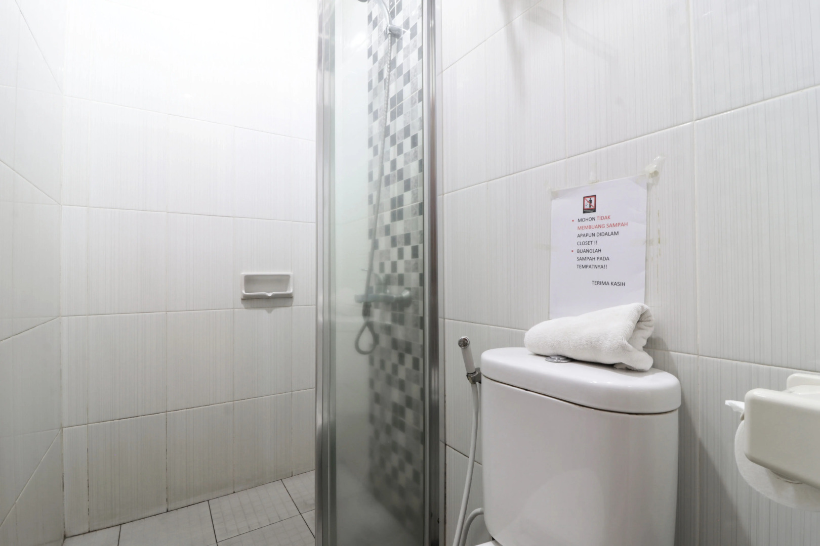 58 Guesthouse Tangerang by ZUZU