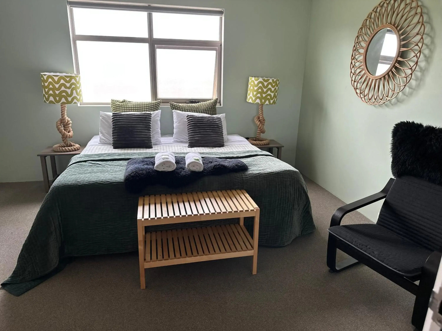 Sow and Piglets Guesthouse - Hostel