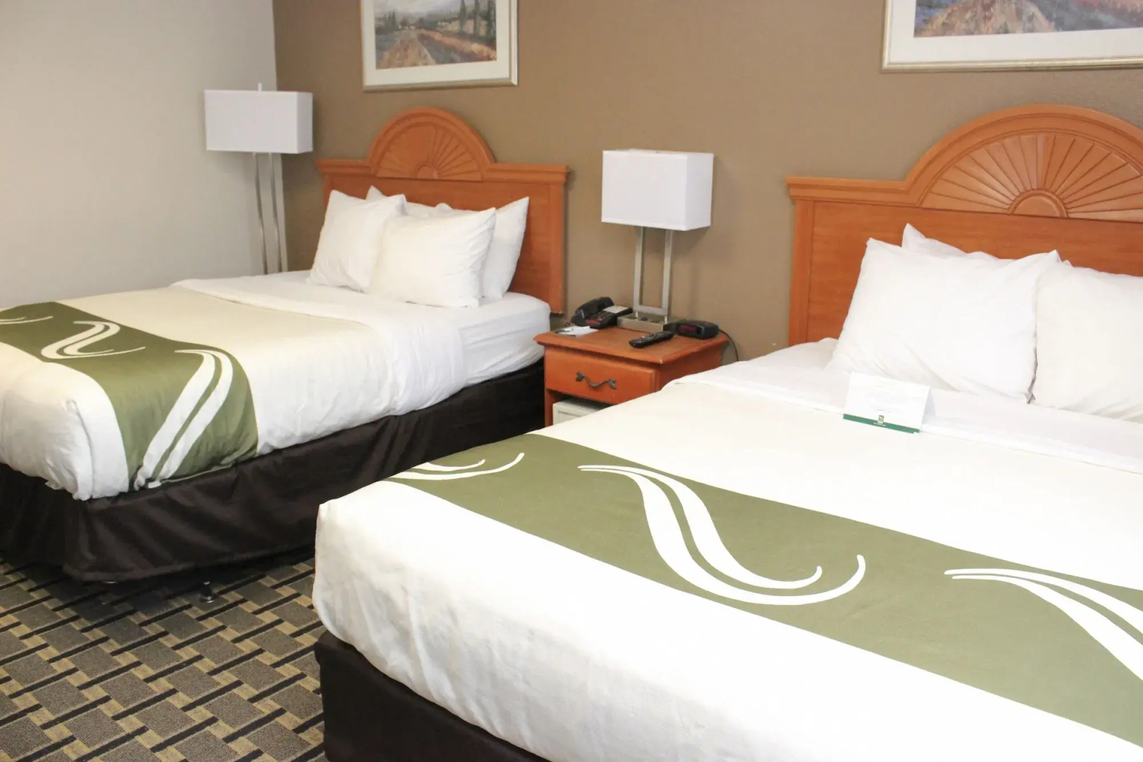 Quality Inn & Suites Detroit Metro Airport