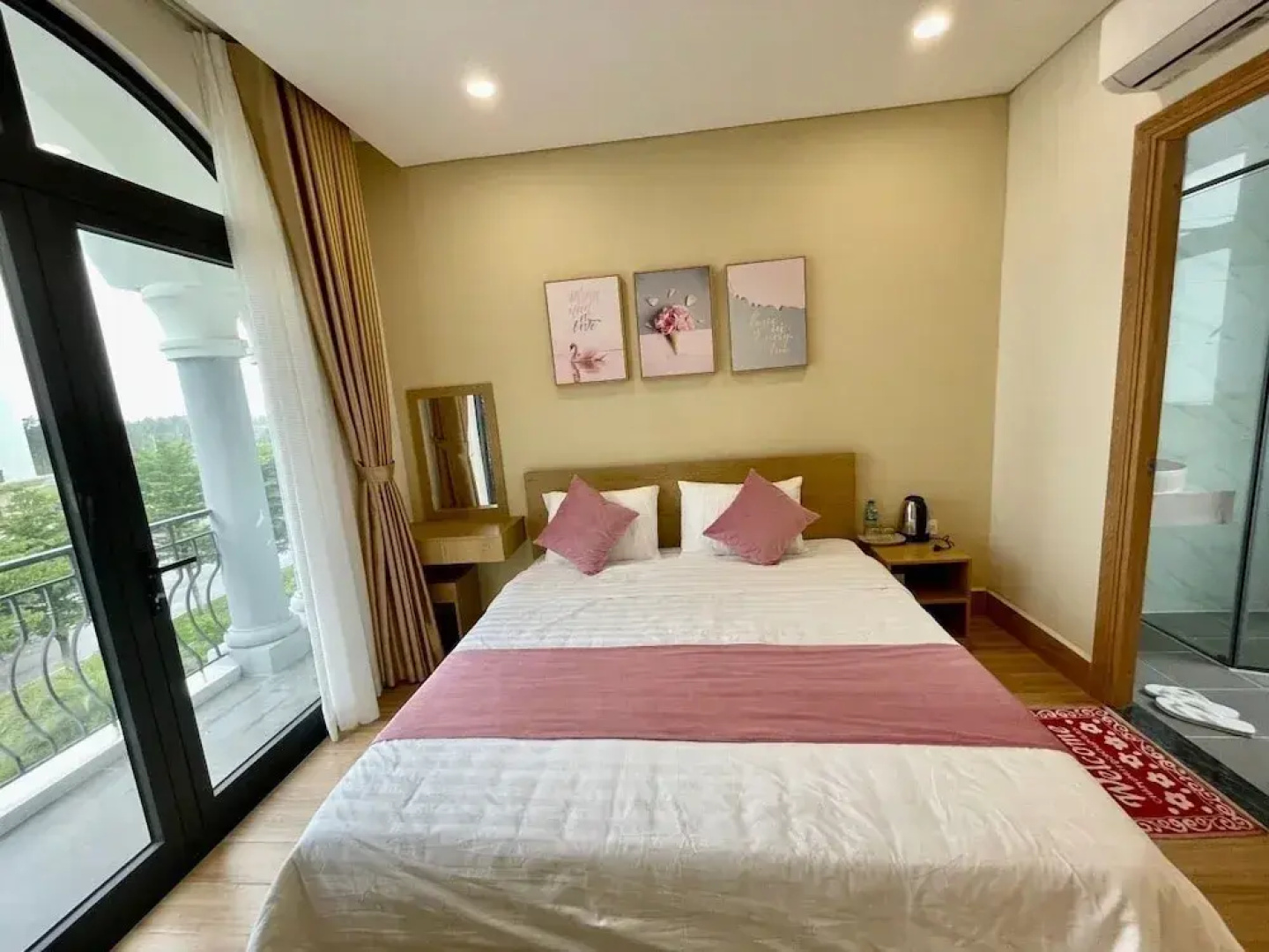 Teddy 96 Homestay & Cafe - Grand World Phu Quoc