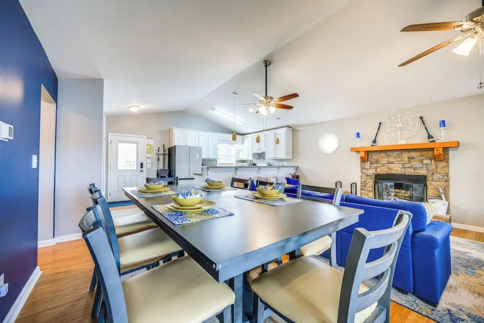 Lakefront Eatonton Getaway w/ Dock & Grill!