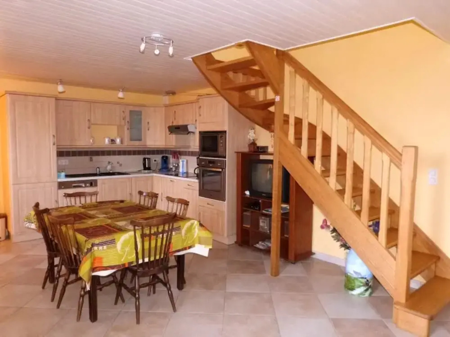 House With 3 Bedrooms in Plozévet, With Wonderful sea View, Furnished Garden and Wifi