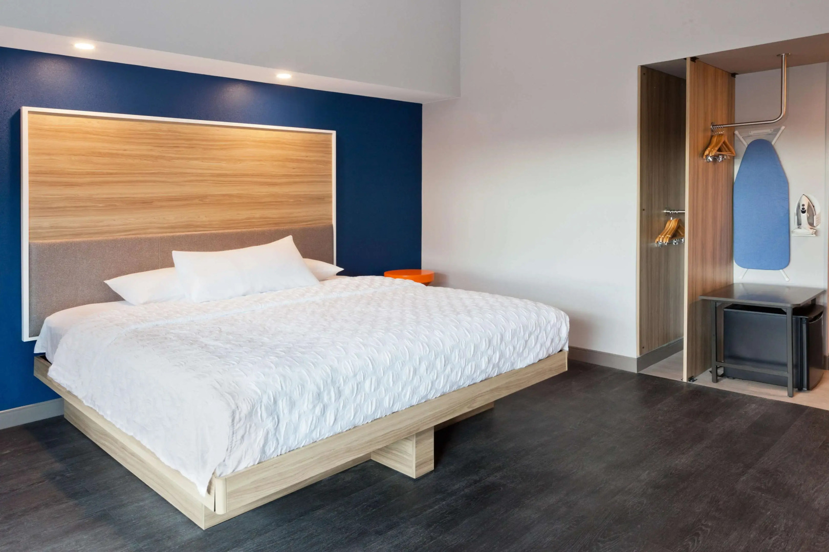 Tru by Hilton Auburn