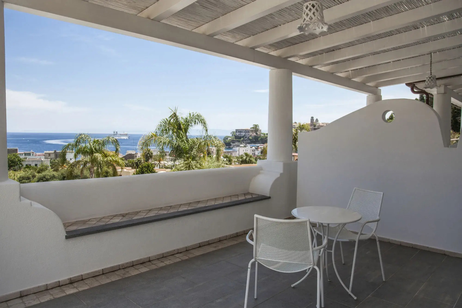 Hotel Mea - Aeolian Charme