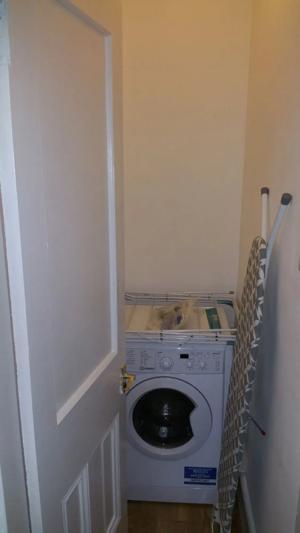 Portum -John St Apartment