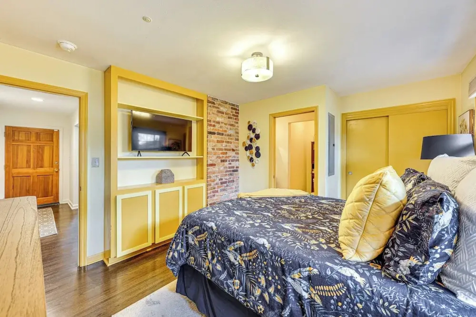 Walk to Powderhouse Polo Fields: Aiken Getaway