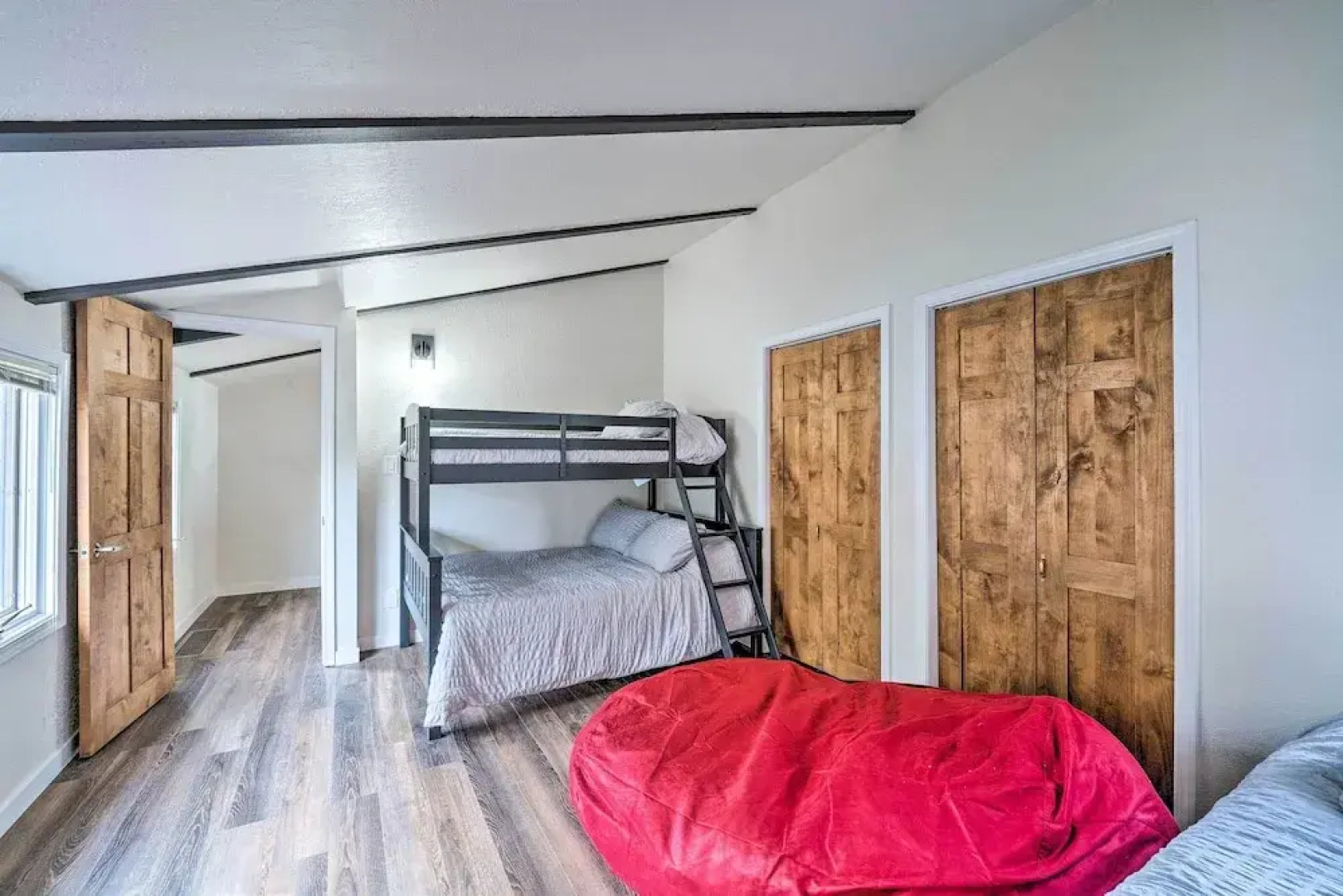 Lovely Coupeville Home w/ Puget Sound Views!