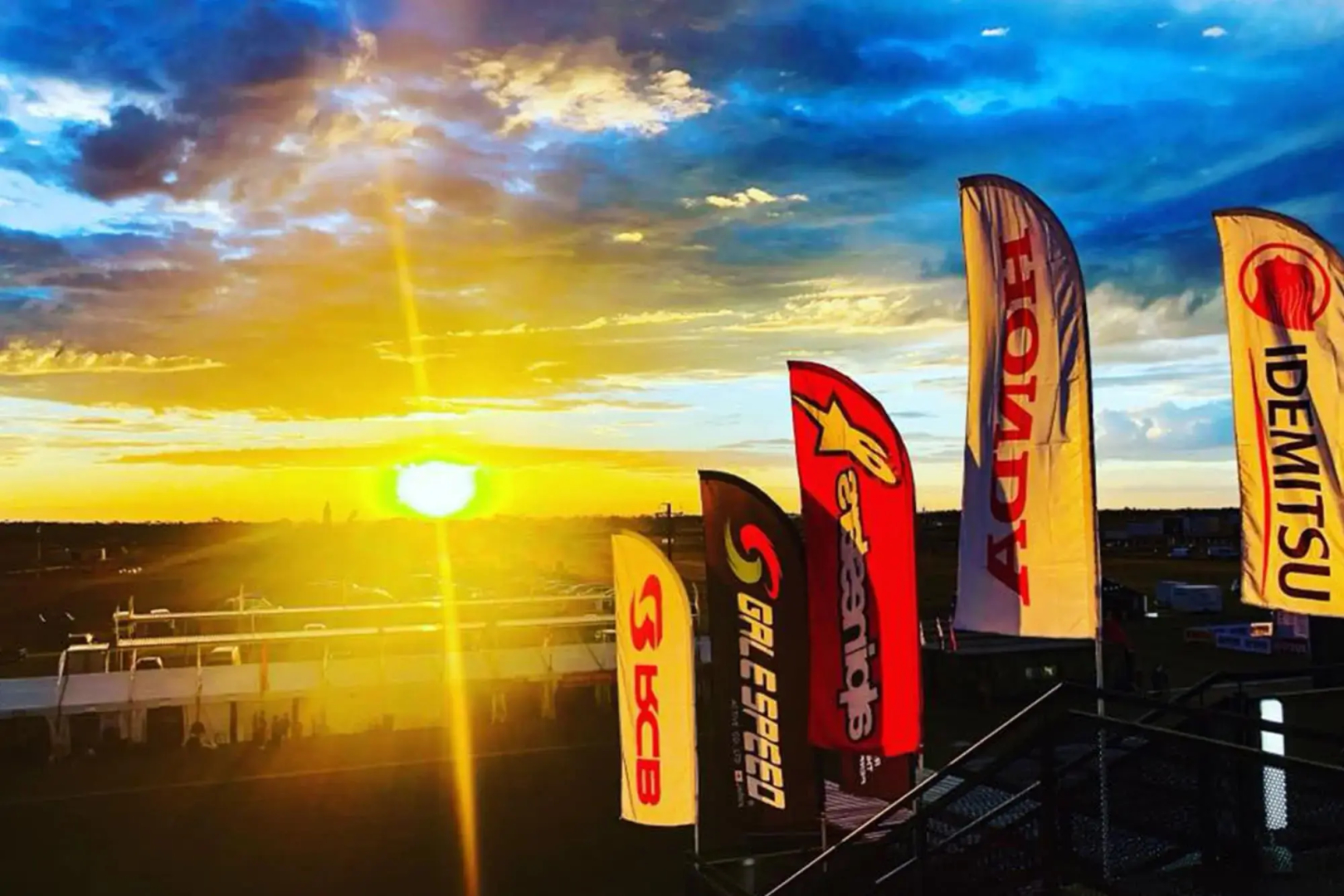 Rydges Pit Lane Hotel