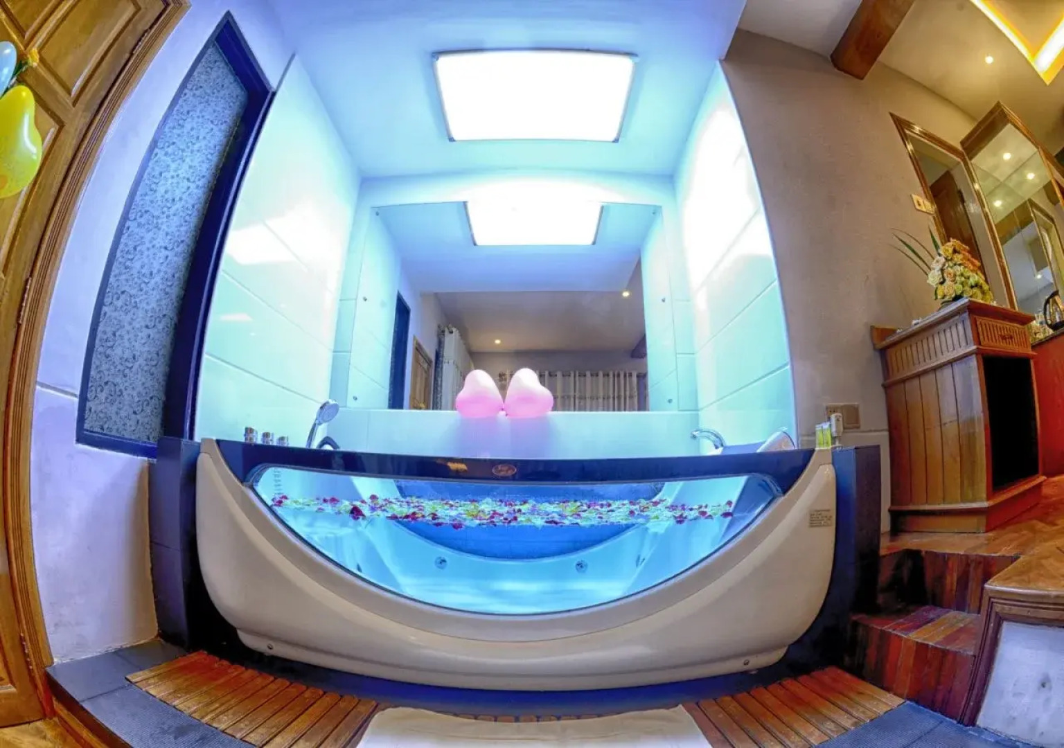 Shwe Taung Tan Hotel Lake View