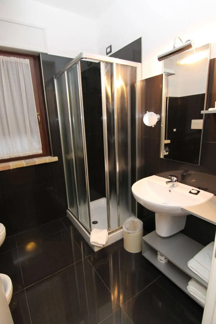 Halanus Hotel And Resort