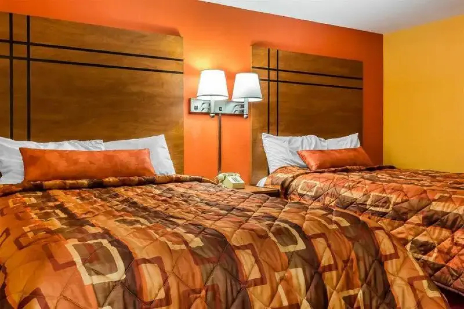 Econo Lodge Vineland/Rodeway Inn