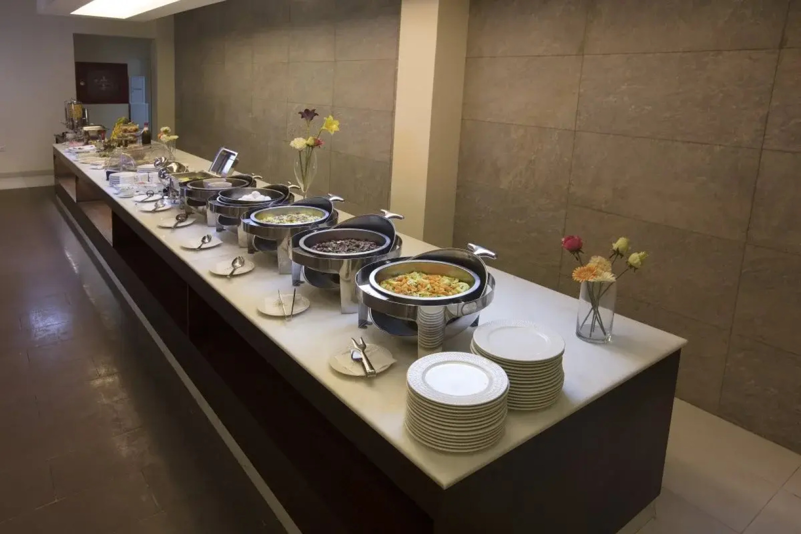 Grand Lily Hotel Suites