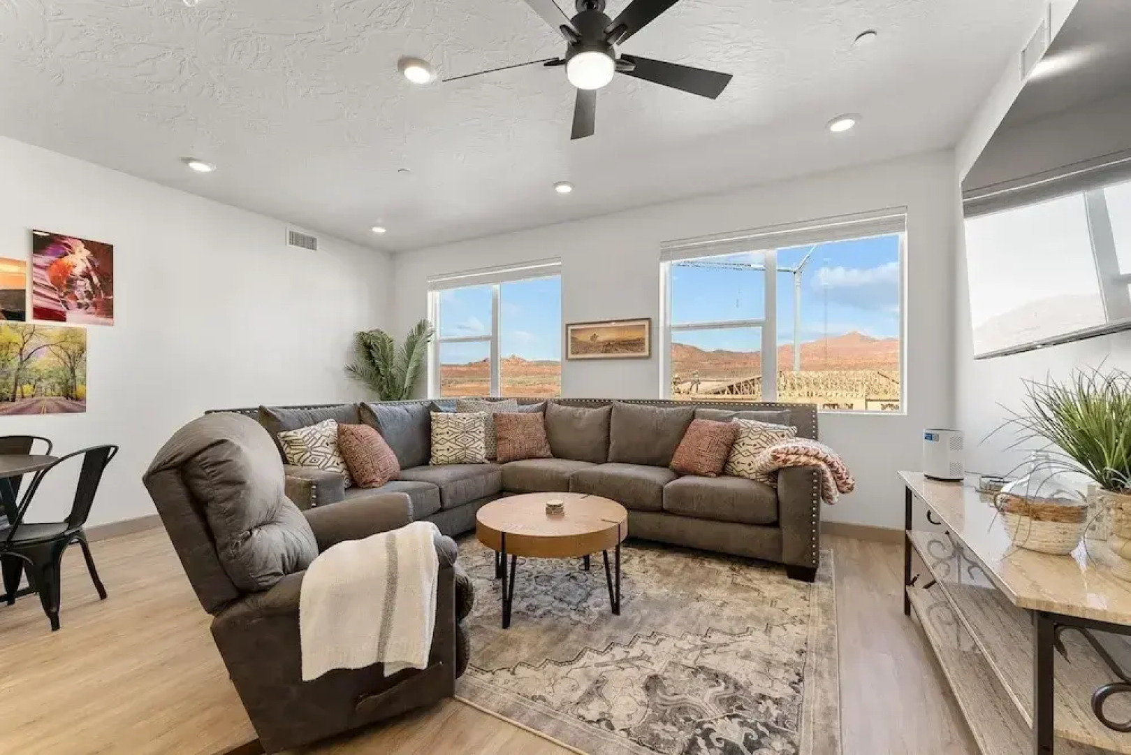 Sweet Retreat 3 Bedroom Condo