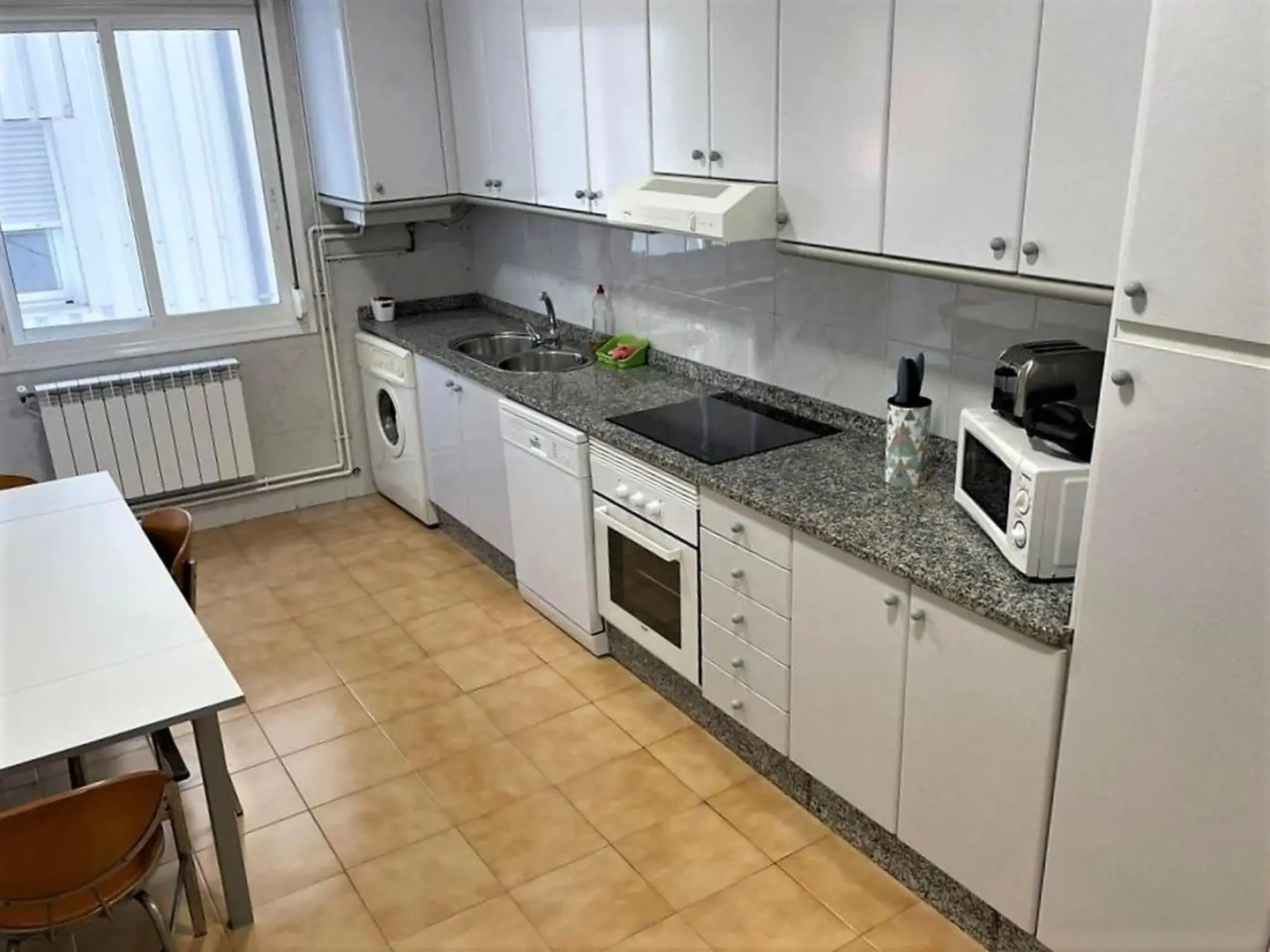 Lovely Apartment in Ourense near Parque de San Lázaro