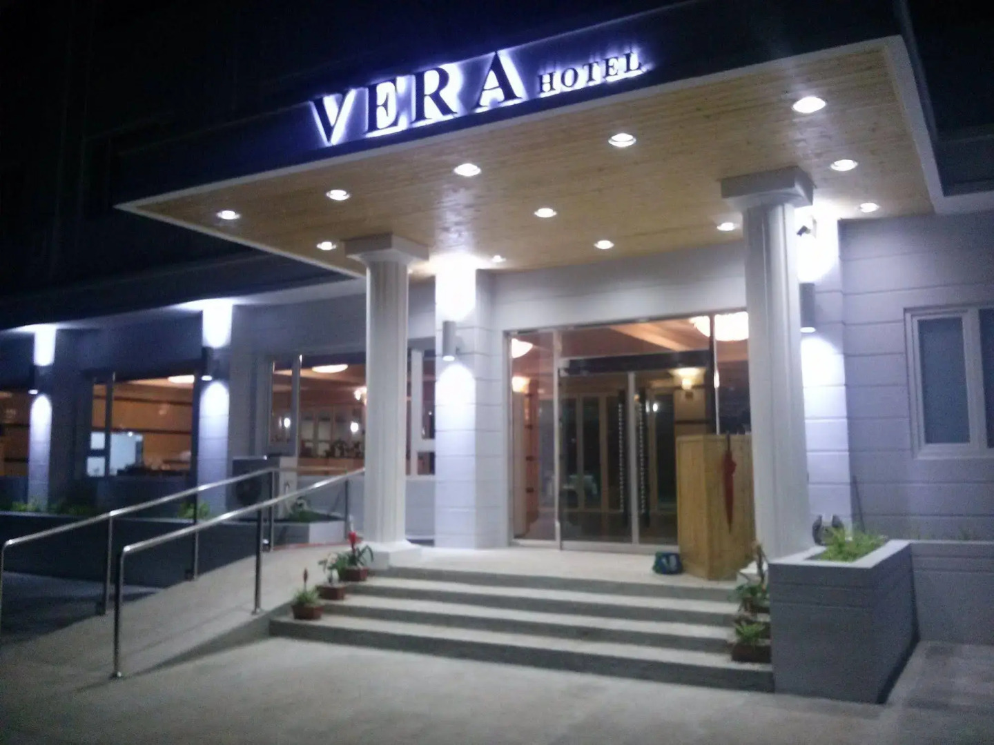 Vera Hotel