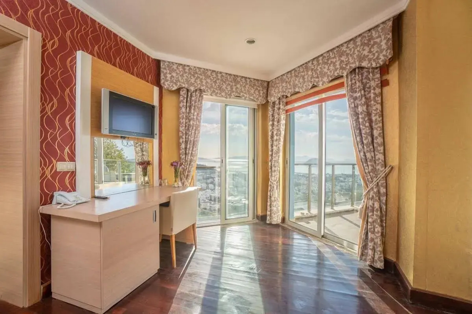 My Mira Deluxe & Resort