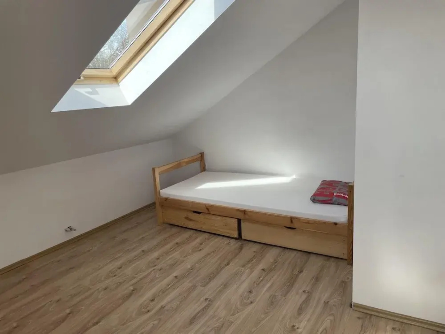 Villasleeps23-gaden-parking-partiesok-lake