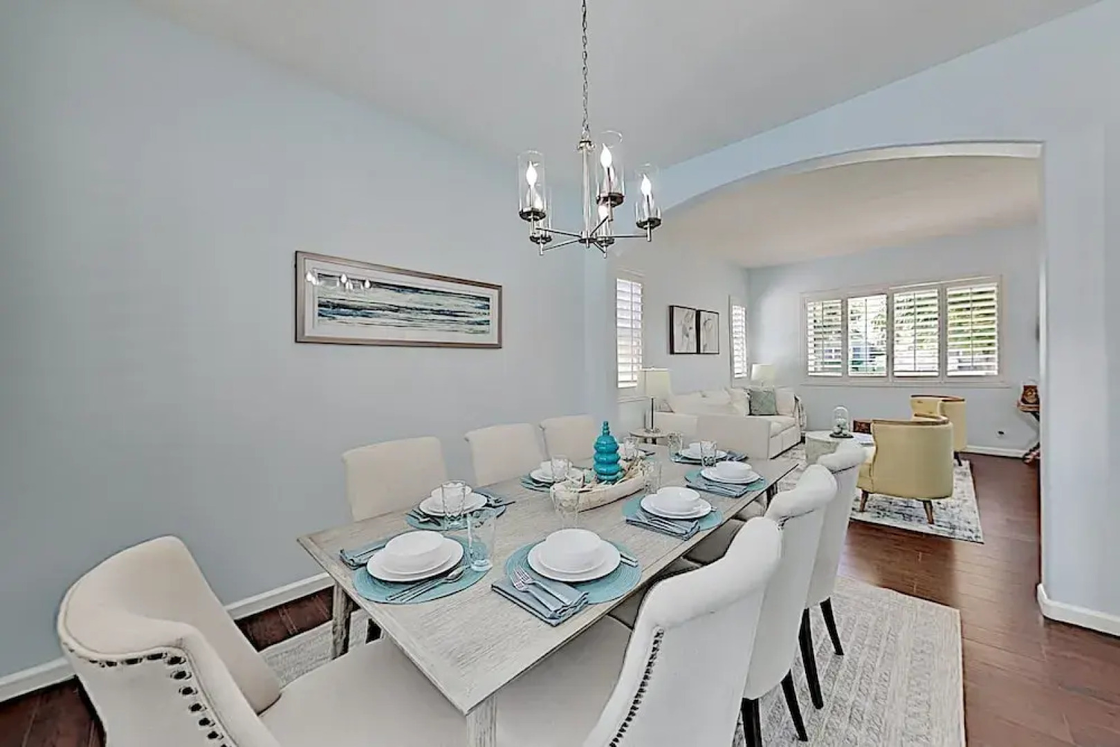 2399chat 4 Bedroom Home