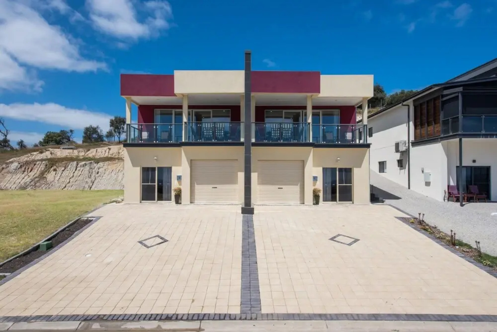 The Oasis - 6 Turnberry Drive, Links Lady Bay