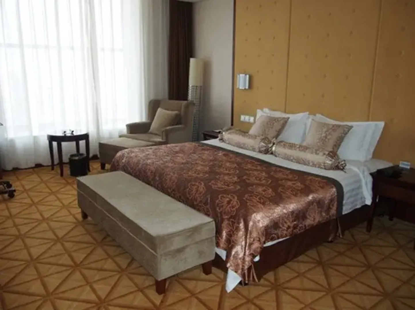 Zhuozheng International Hotel