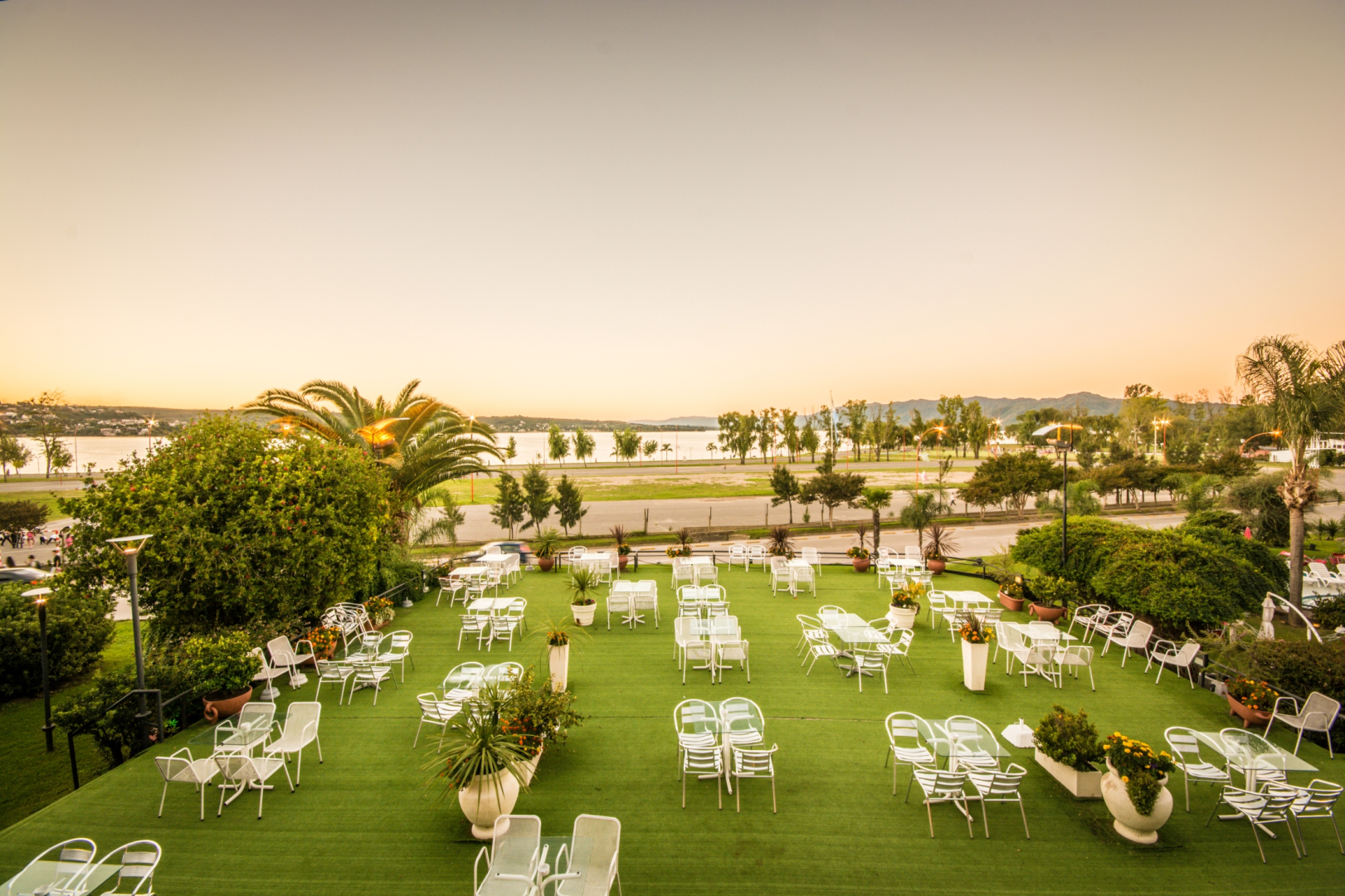 Portal del Lago Hotel