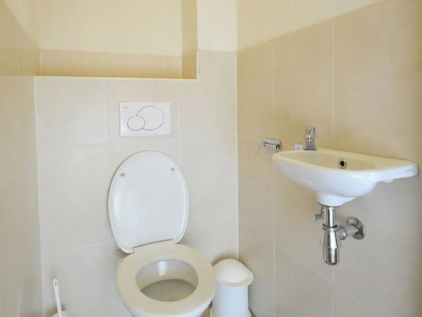 Detached Holiday Home With Steam Shower Near Vrachelse Heide