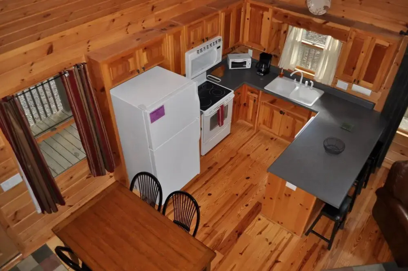 Treetops- Mtn View Cabin near Ocoee River