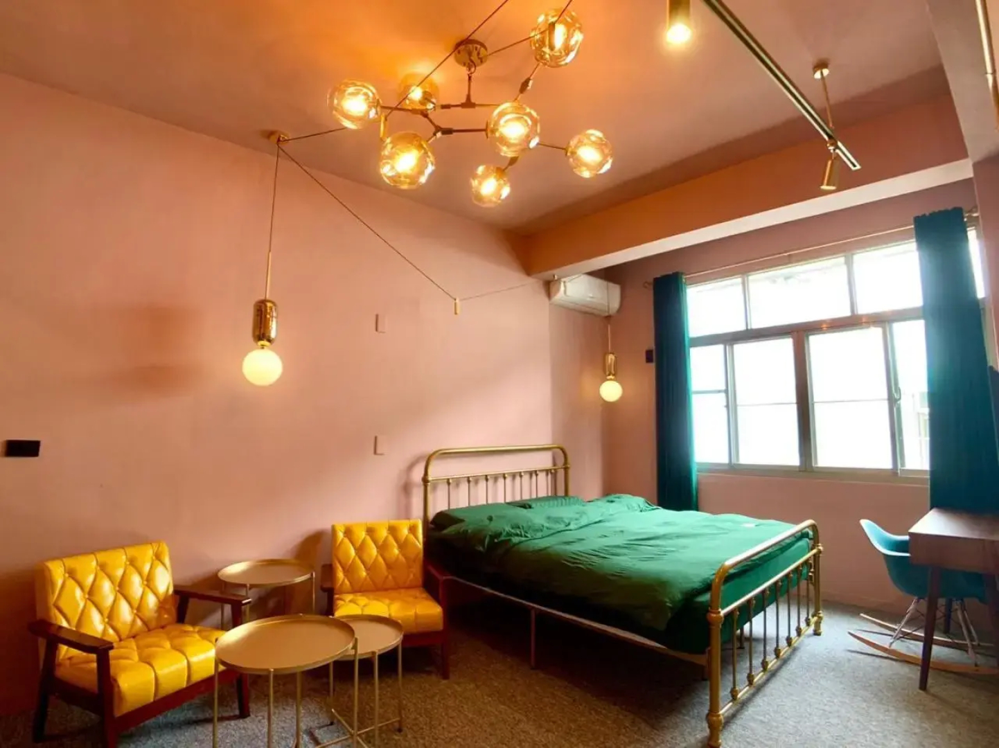 Baker Street London Style Inn