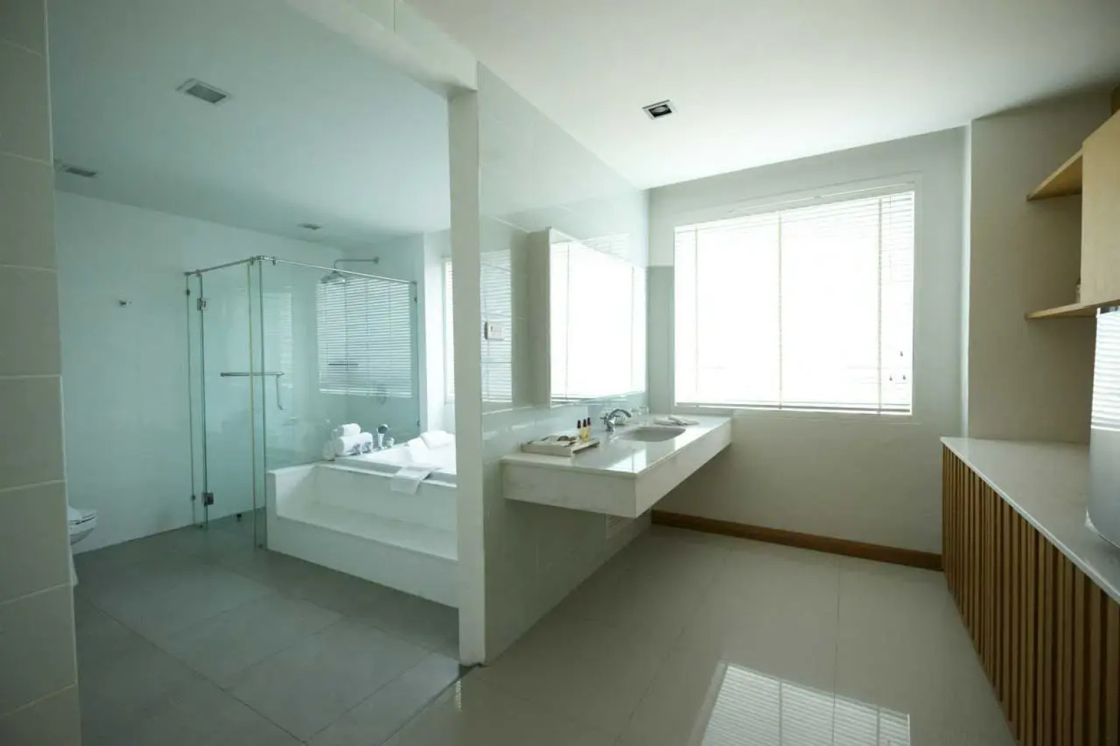 Welcome World Beachfront Resort