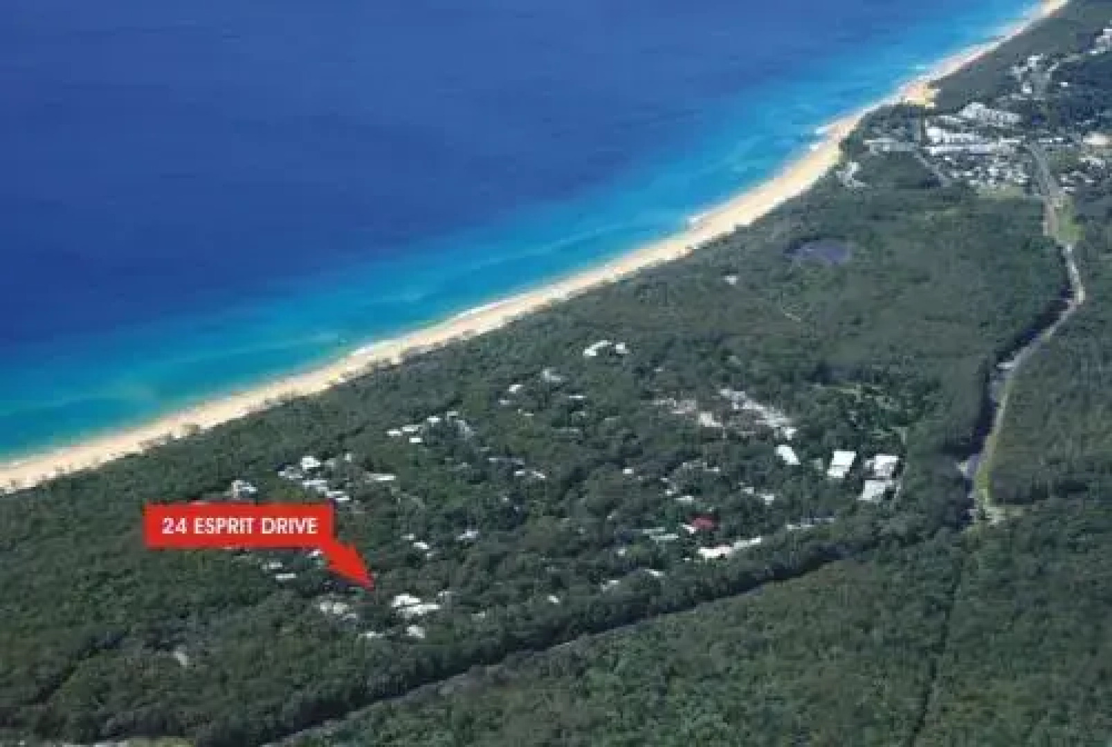 24 Esprit Drive Beach Home With Open Plan Living And Walking Distance To Beach