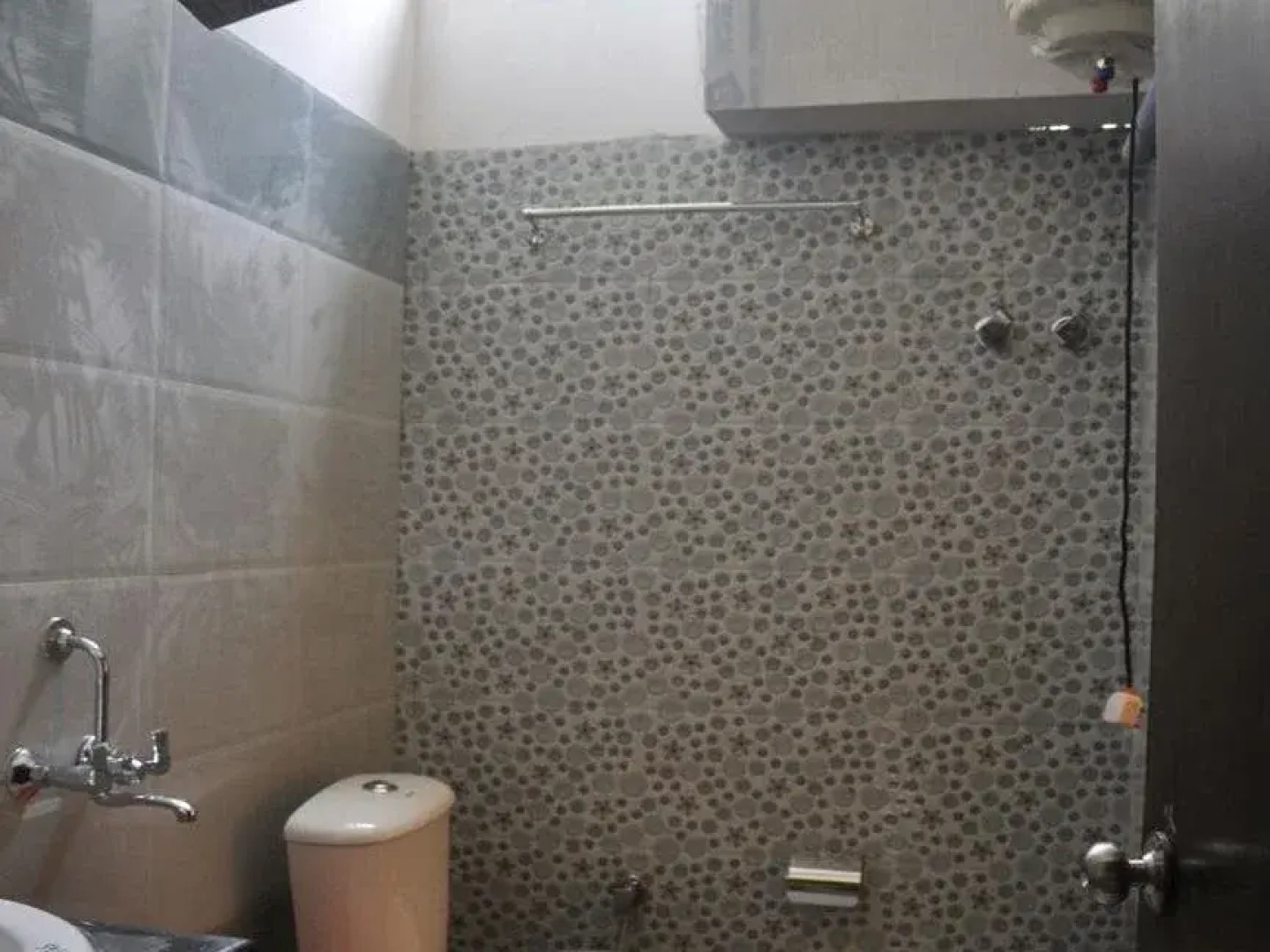 Treebo New Park Premium Plaza